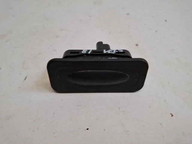 bontott RENAULT SCÉNIC III Csomagtérajtó Kilincs