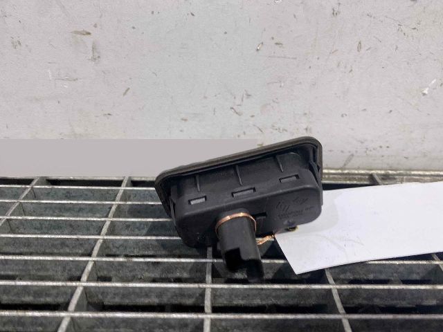 bontott RENAULT SCÉNIC III Csomagtérajtó Kilincs