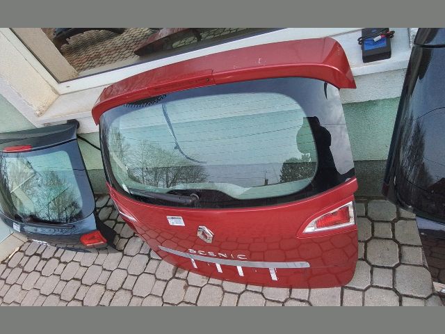 bontott RENAULT SCÉNIC III Csomagtérajtó (Részeivel)