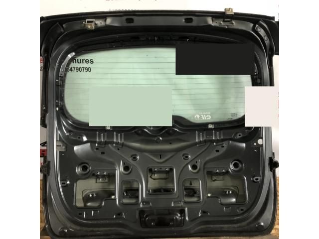 bontott RENAULT SCÉNIC III Csomagtérajtó (Üres lemez)