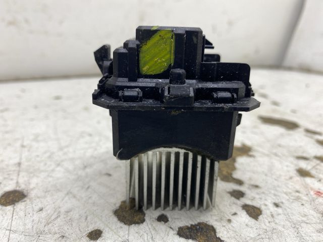 bontott RENAULT SCÉNIC III Előtét Ellenállás Fűtőmotor