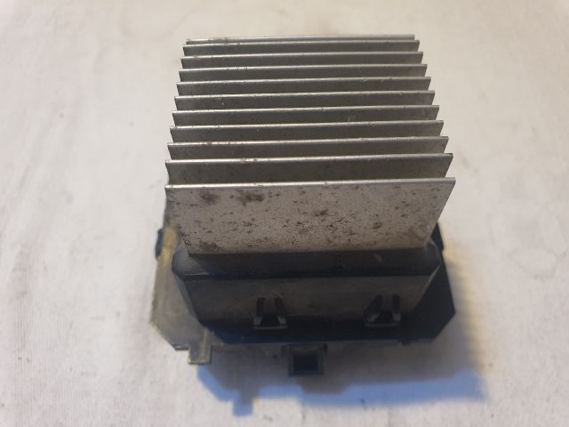 bontott RENAULT SCÉNIC III Előtét Ellenállás Fűtőmotor