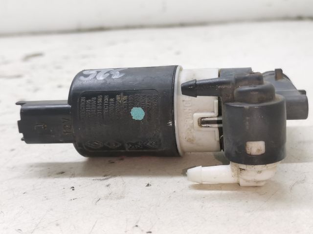 bontott RENAULT SCÉNIC III Első Ablakmosó Szivattyú