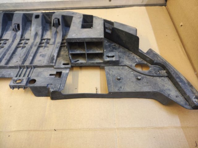 bontott RENAULT SCÉNIC III Első Lökhárító Alsó (Műanyag)