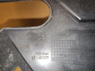 bontott RENAULT SCÉNIC III Első Lökhárító Alsó (Műanyag)