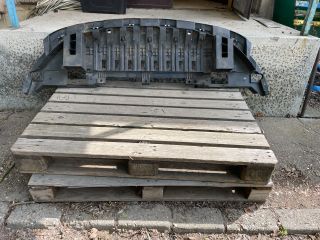 bontott RENAULT SCÉNIC III Első Lökhárító Alsó (Műanyag)