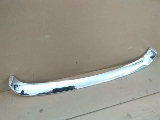 bontott RENAULT SCÉNIC III Első Lökhárító Díszléc