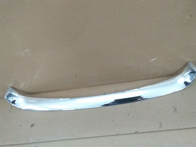 bontott RENAULT SCÉNIC III Első Lökhárító Díszléc