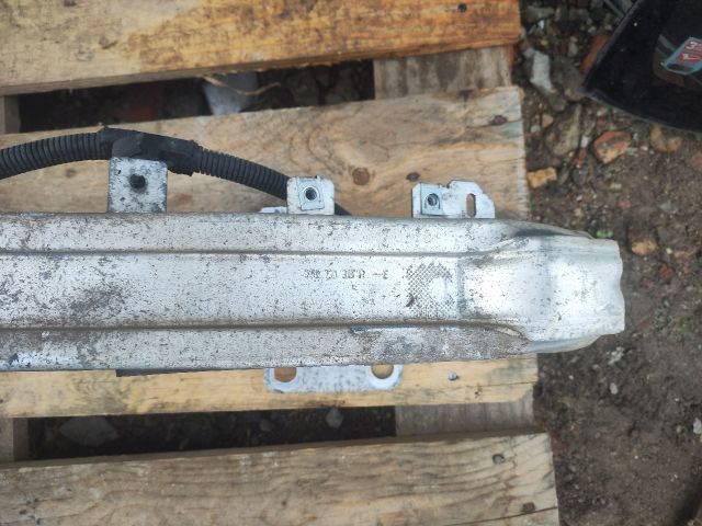 bontott RENAULT SCÉNIC III Első Lökhárító Merevítő (Fém)