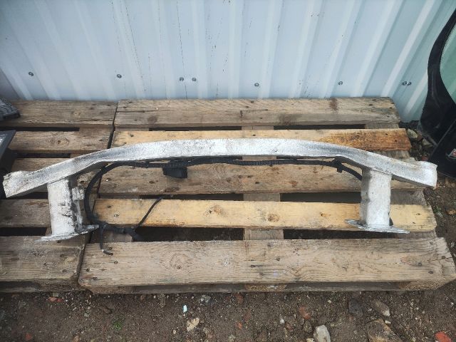 bontott RENAULT SCÉNIC III Első Lökhárító Merevítő (Fém)