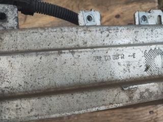 bontott RENAULT SCÉNIC III Első Lökhárító Merevítő (Fém)