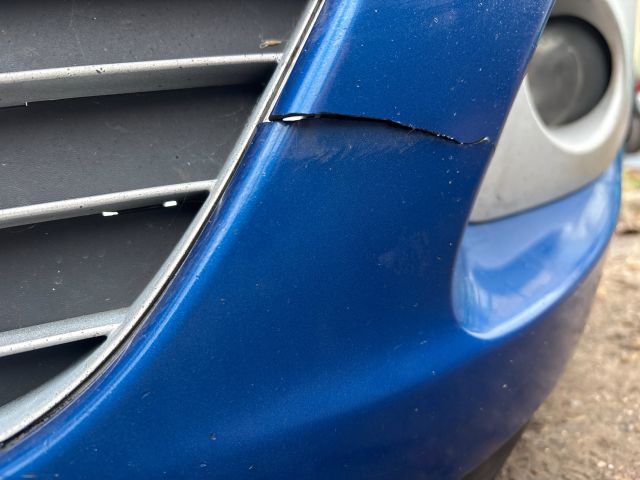 bontott RENAULT SCÉNIC III Első Lökhárító (Részeivel)