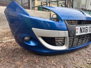 bontott RENAULT SCÉNIC III Első Lökhárító (Részeivel)