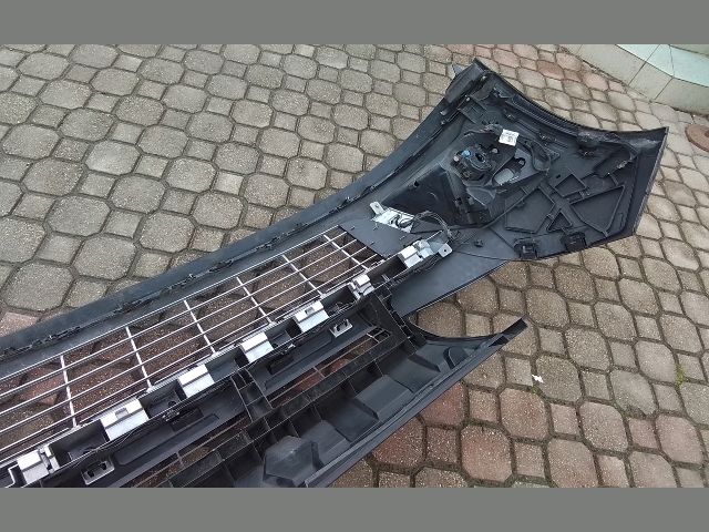 bontott RENAULT SCÉNIC III Első Lökhárító (Részeivel)