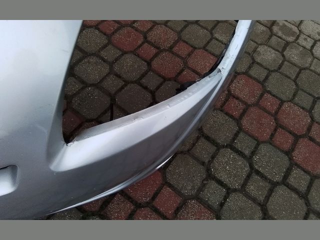 bontott RENAULT SCÉNIC III Első Lökhárító (Részeivel)