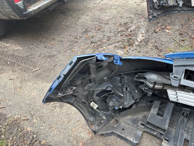 bontott RENAULT SCÉNIC III Első Lökhárító (Részeivel)