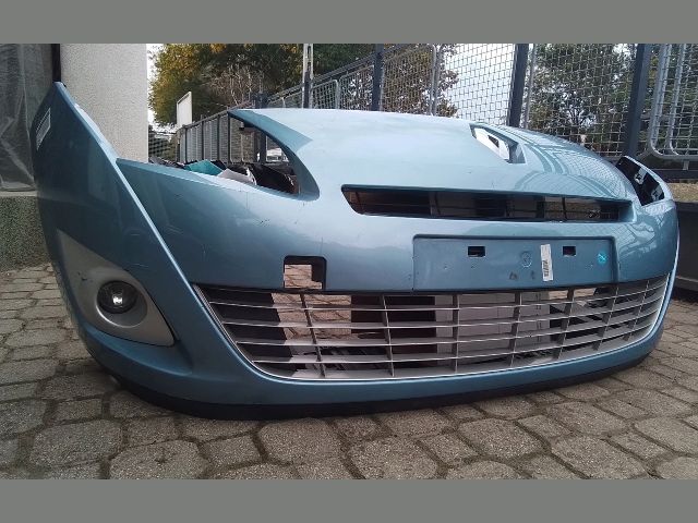 bontott RENAULT SCÉNIC III Első Lökhárító (Részeivel)