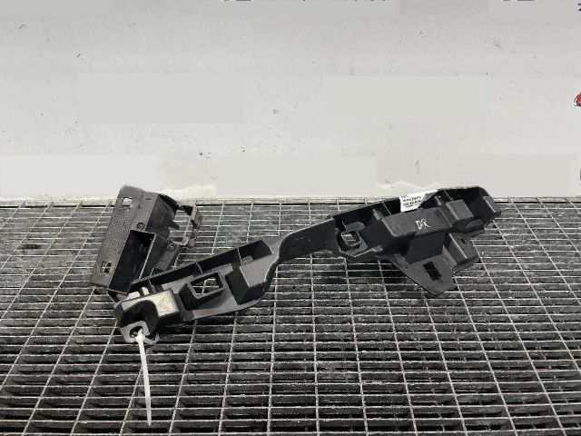 bontott RENAULT SCÉNIC III Első Lökhárító Tartó Felső