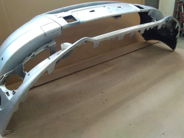 bontott RENAULT SCÉNIC III Első Lökhárító (Üresen)