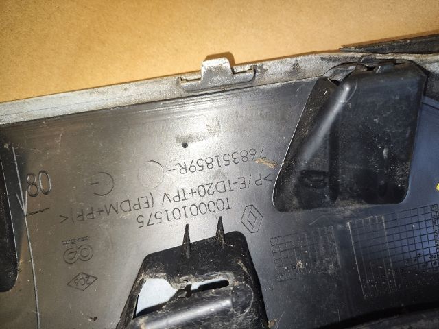 bontott RENAULT SCÉNIC III Első Szélvédő Bal Díszléc