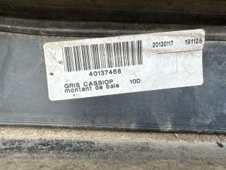 bontott RENAULT SCÉNIC III Első Szélvédő Jobb Díszléc