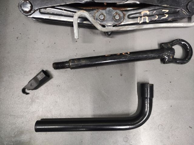 bontott RENAULT SCÉNIC III Emelő