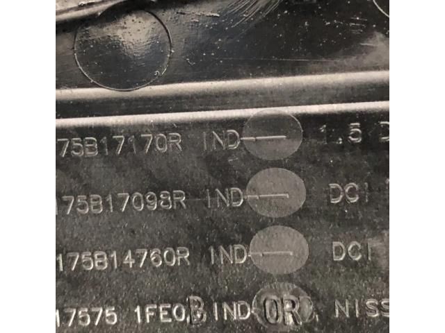 bontott RENAULT SCÉNIC III Felső Hűtőburkolat