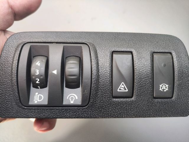 bontott RENAULT SCÉNIC III Fényszórómagasság Állító Kapcsoló