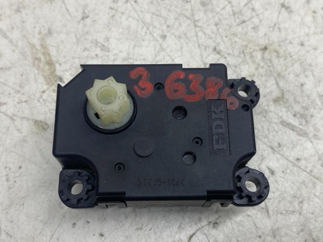 bontott RENAULT SCÉNIC III Fűtés Állító Motor