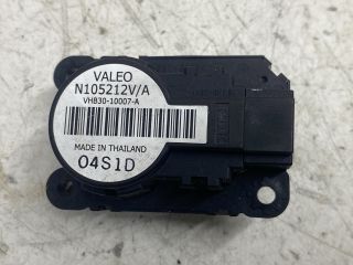 bontott RENAULT SCÉNIC III Fűtés Állító Motor