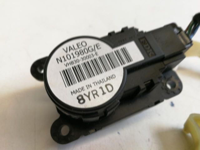 bontott RENAULT SCÉNIC III Fűtés Állító Motor