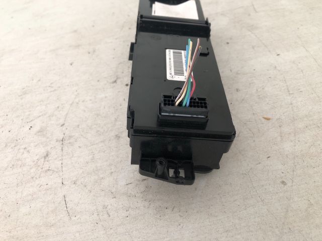 bontott RENAULT SCÉNIC III Fűtéskapcsoló (digit klímás)