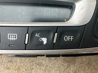 bontott RENAULT SCÉNIC III Fűtéskapcsoló (digit klímás)