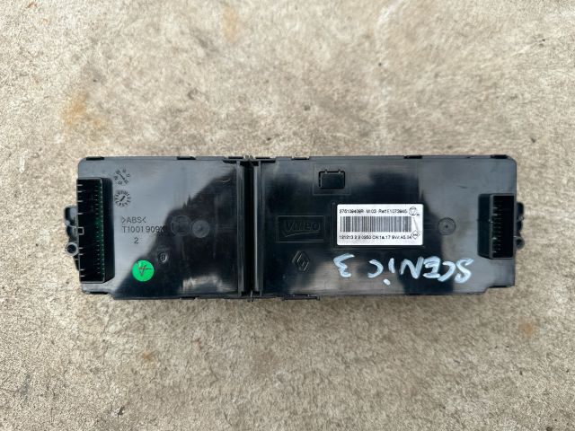 bontott RENAULT SCÉNIC III Fűtéskapcsoló (digit klímás)