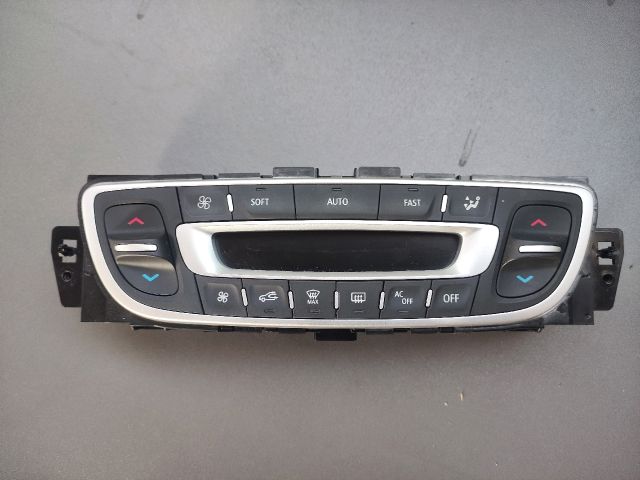 bontott RENAULT SCÉNIC III Fűtéskapcsoló (digit klímás)