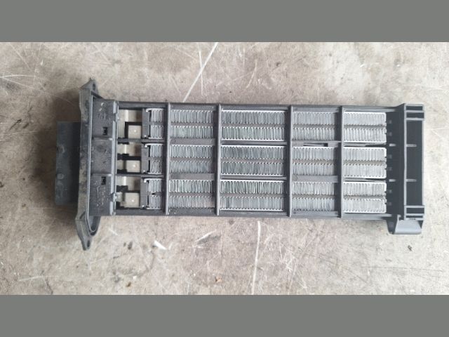 bontott RENAULT SCÉNIC III Fűtőradiátor (Elektromos)