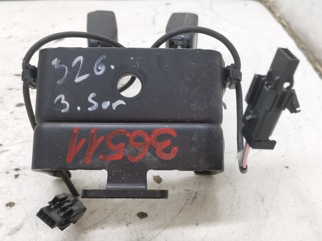 bontott RENAULT SCÉNIC III Hátsó középső Biztonsági Öv Csat