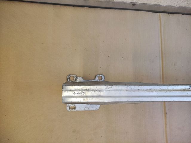 bontott RENAULT SCÉNIC III Hátsó Lökhárító Merevítő (Fém)