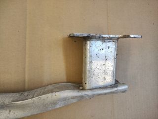 bontott RENAULT SCÉNIC III Hátsó Lökhárító Merevítő (Fém)