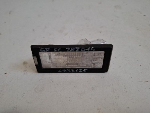 bontott RENAULT SCÉNIC III Hátsó Rendszámtábla Világítás