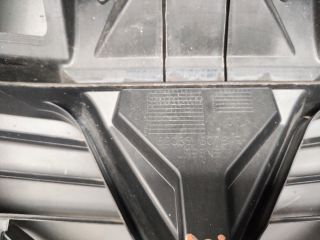 bontott RENAULT SCÉNIC III Homlokfal Burkolat