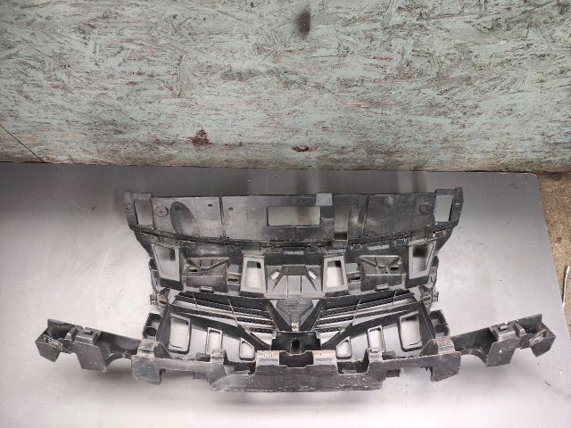 bontott RENAULT SCÉNIC III Homlokfal Burkolat