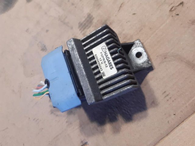 bontott RENAULT SCÉNIC III Izzító Relé