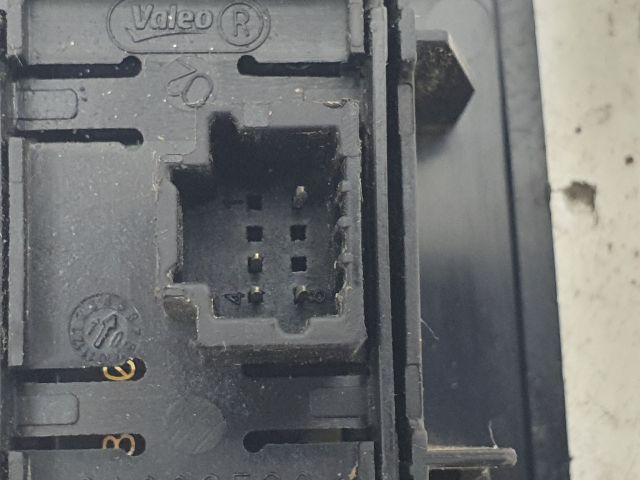 bontott RENAULT SCÉNIC III Jobb első Ablakemelő Kapcsoló