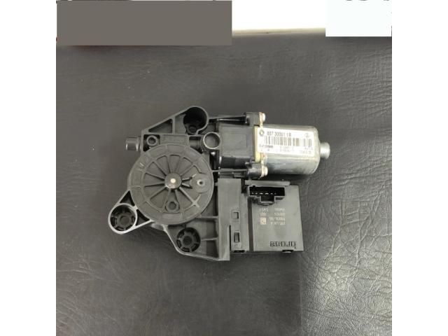 bontott RENAULT SCÉNIC III Jobb első Ablakemelő Motor