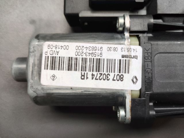 bontott RENAULT SCÉNIC III Jobb első Ablakemelő Motor