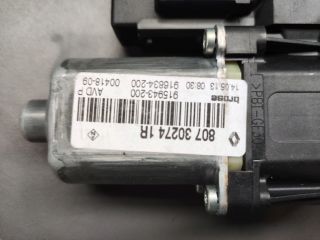 bontott RENAULT SCÉNIC III Jobb első Ablakemelő Motor