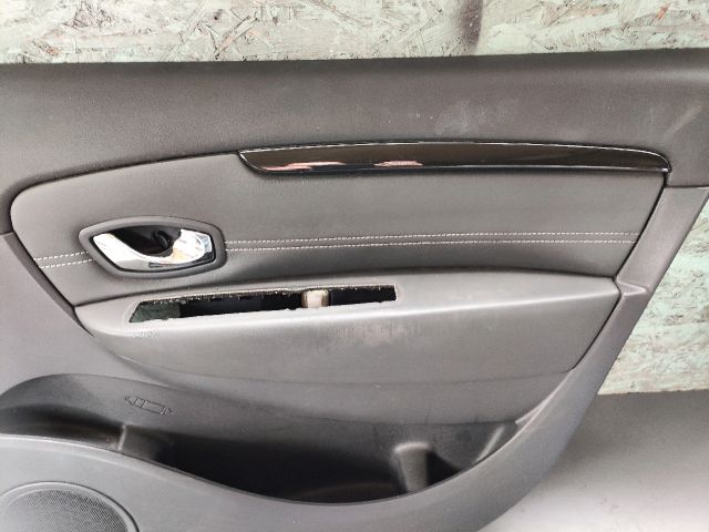 bontott RENAULT SCÉNIC III Jobb első Ajtó Kárpit