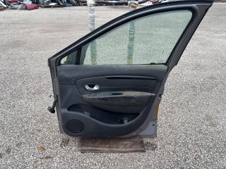 bontott RENAULT SCÉNIC III Jobb első Ajtó (Részeivel)