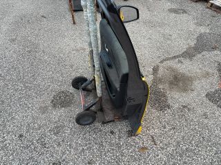 bontott RENAULT SCÉNIC III Jobb első Ajtó (Részeivel)